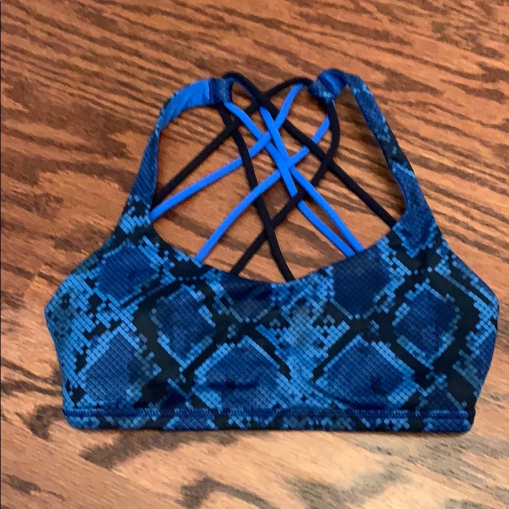 Lulu Free to be wild sport bra